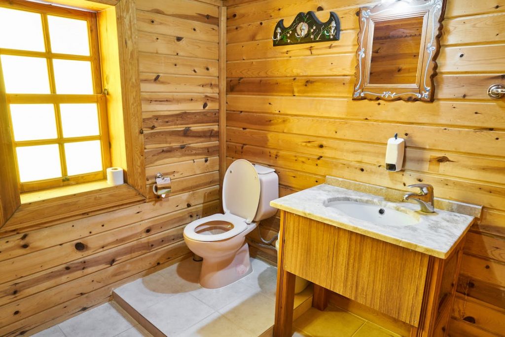 Kit toilettes maison bois